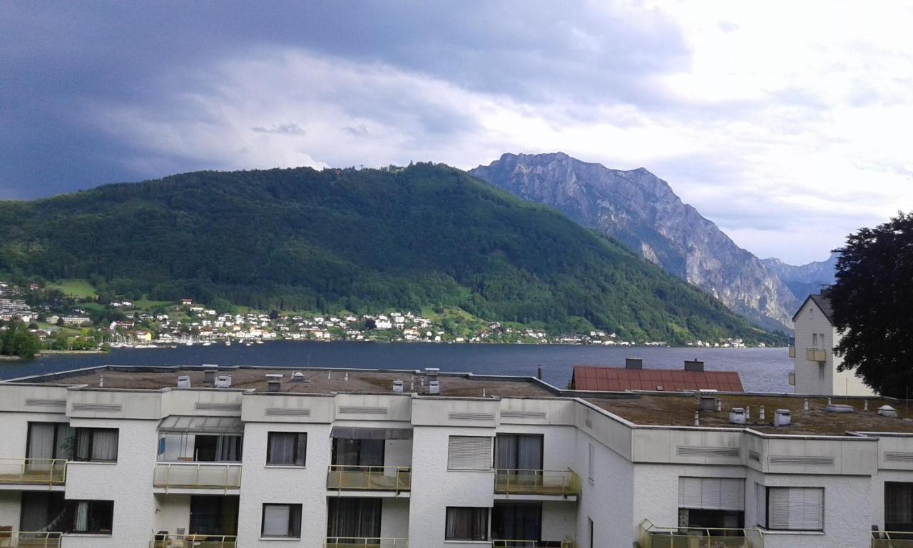 Appartement Vintage Garconiere Mit Balkon - 25 M2 à Gmunden Extérieur photo