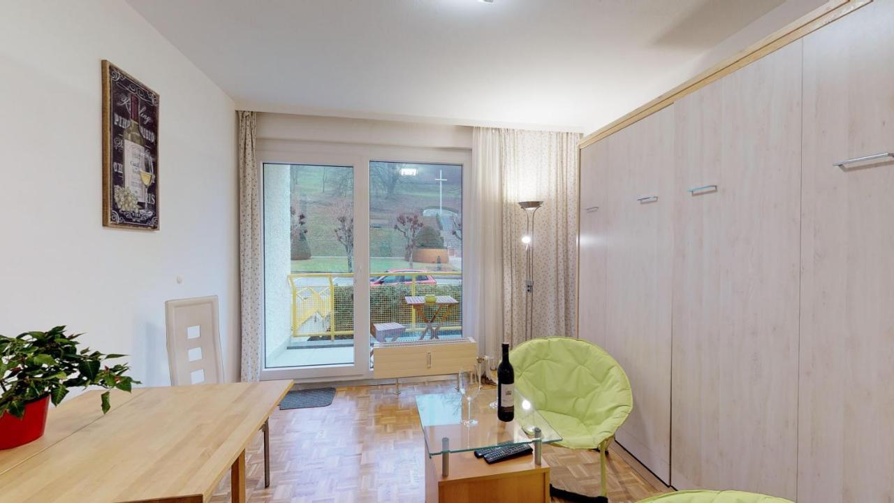 Appartement Vintage Garconiere Mit Balkon - 25 M2 à Gmunden Extérieur photo