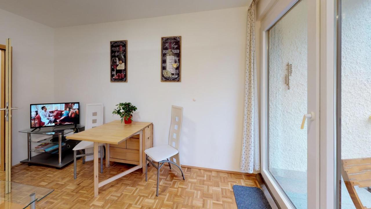 Appartement Vintage Garconiere Mit Balkon - 25 M2 à Gmunden Extérieur photo